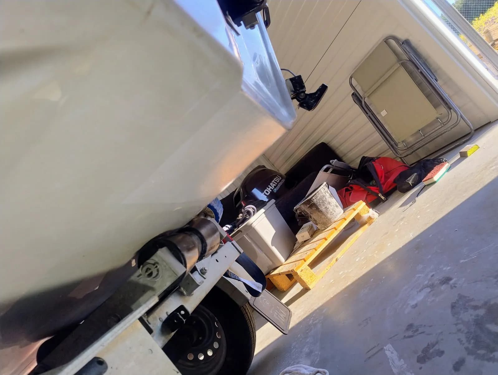 Båtutrustning förvarad